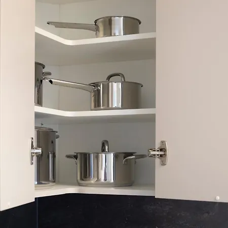 Quiet Courtyard Altstadt - 2br, Lift & Free Parking By Hero Homes Apartament *
