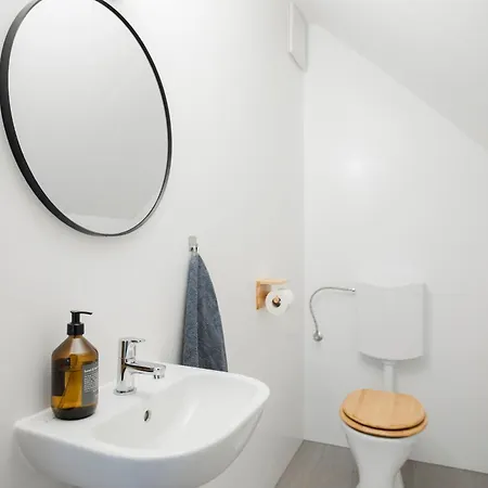 Apartament Quiet Courtyard Altstadt - 2br, Lift & Free Parking By Hero Homes Graz